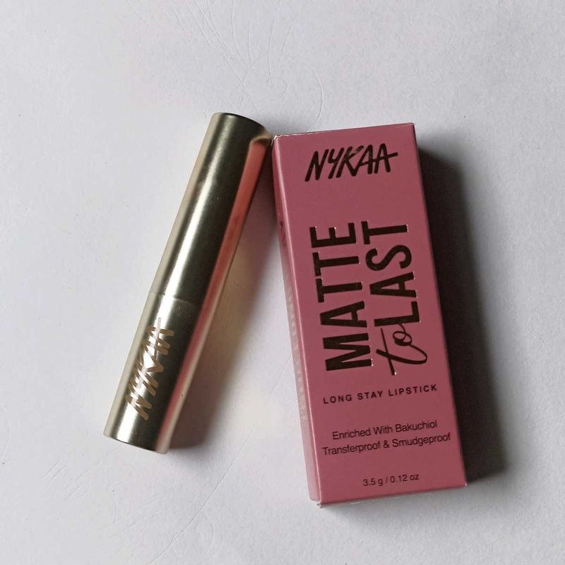 Nykaa Matte To Last Lipstick