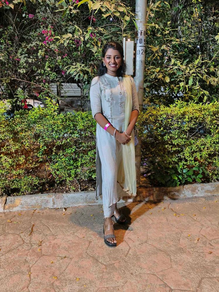 Elegant Grey Salwar Kameez Suit