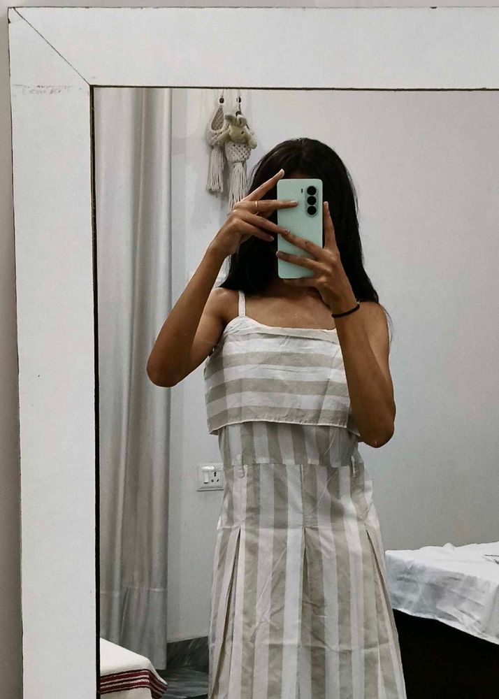 this is cute zara dress
