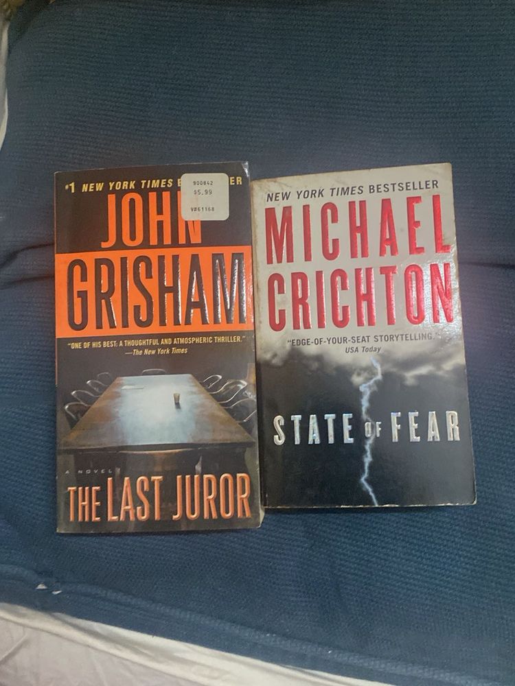 2 books combo John Grisham, Michael crichton