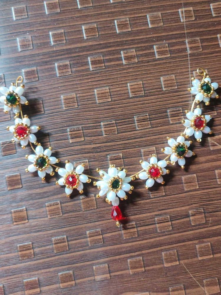 Floral Design Necklace