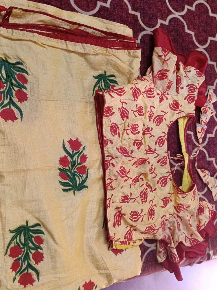 Elegant Yellow Block Print Kurta Set with Blouse