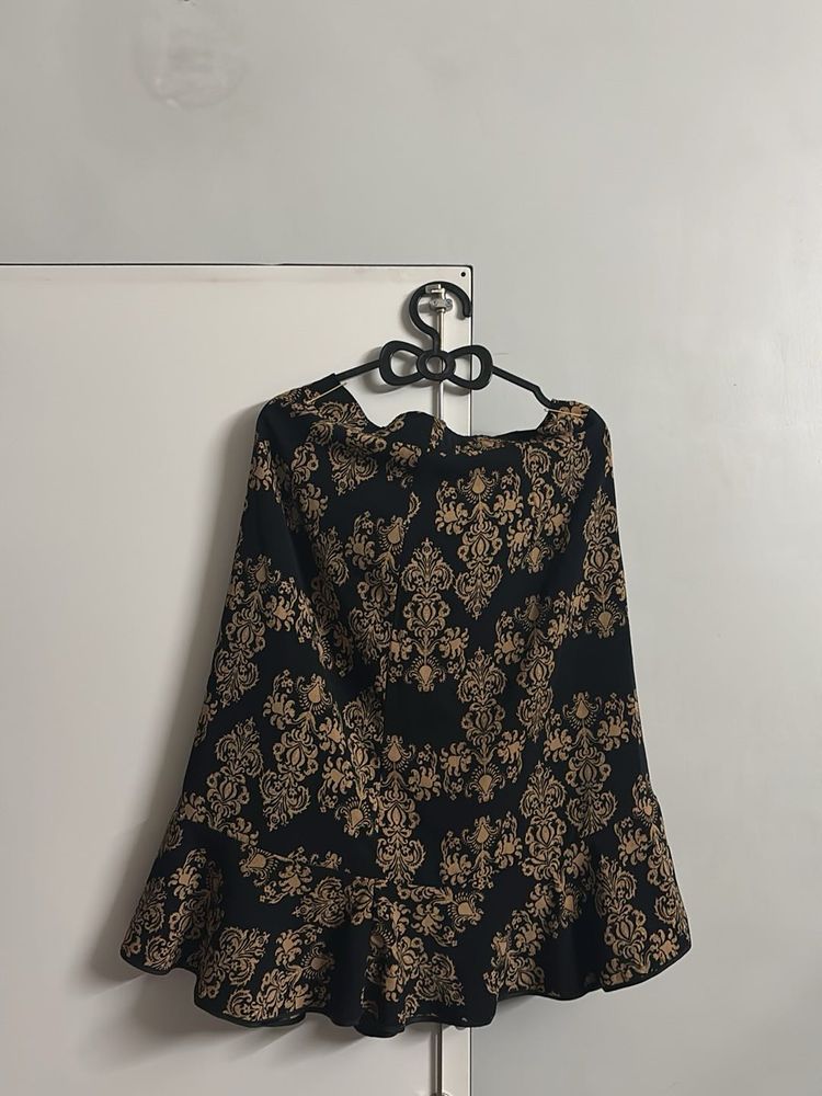Black &amp; Gold Damask Print Skirt
