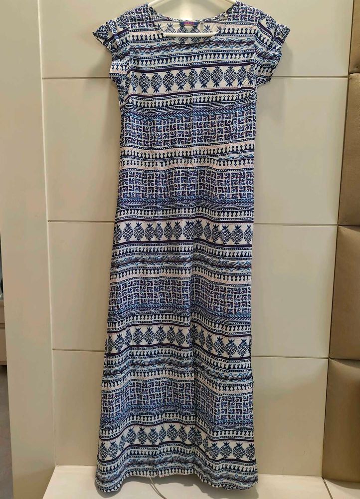 Blue &amp; White Printed Maxi Dress in M