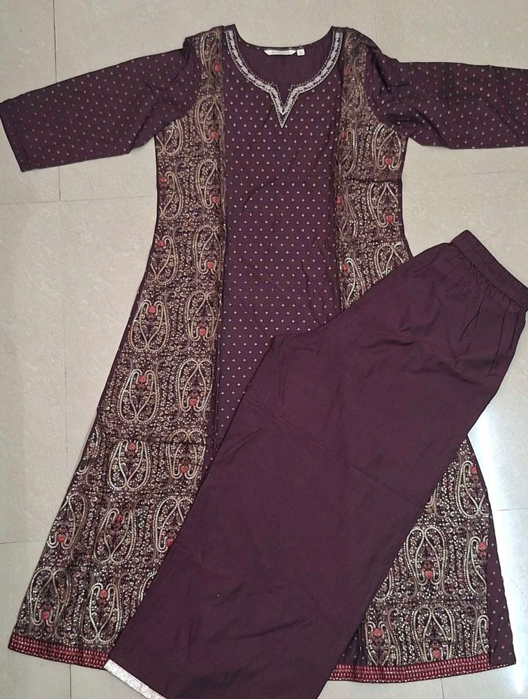 Elegant Ethnic Kurta Set with Pants