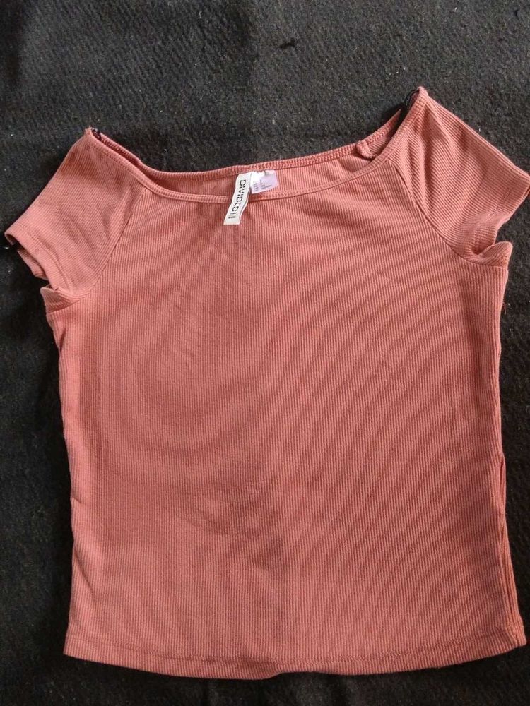 Ribbed Off-Shoulder Top