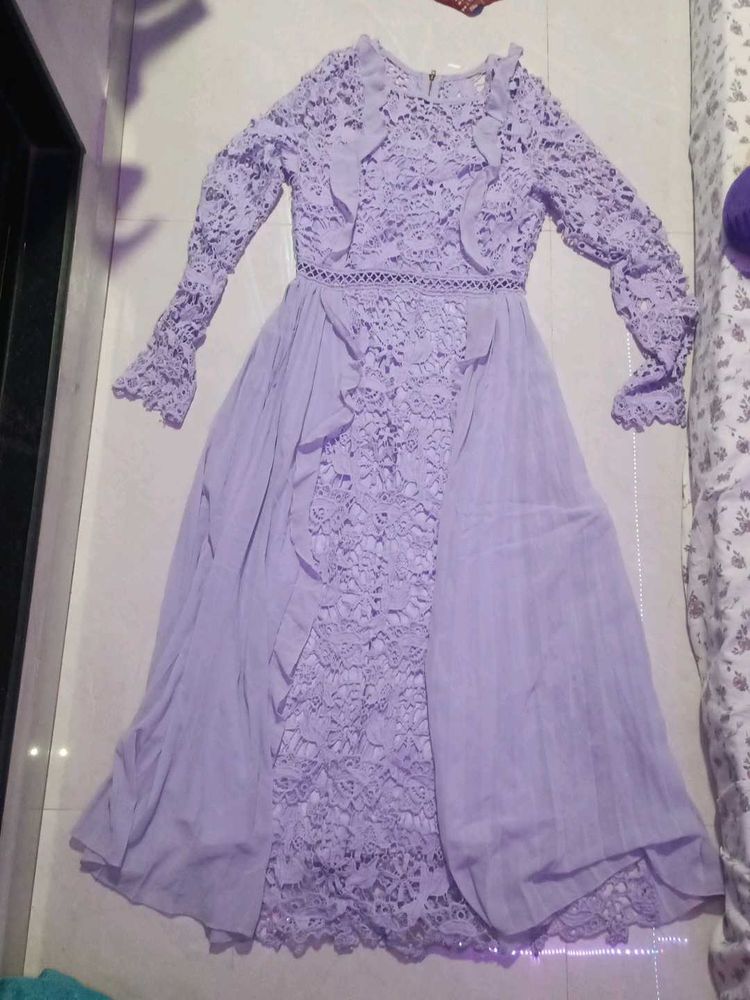 Elegant Lavender Lace Dress