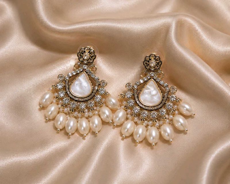 Elegant Pearl &amp; Crystal Chandelier Earrings