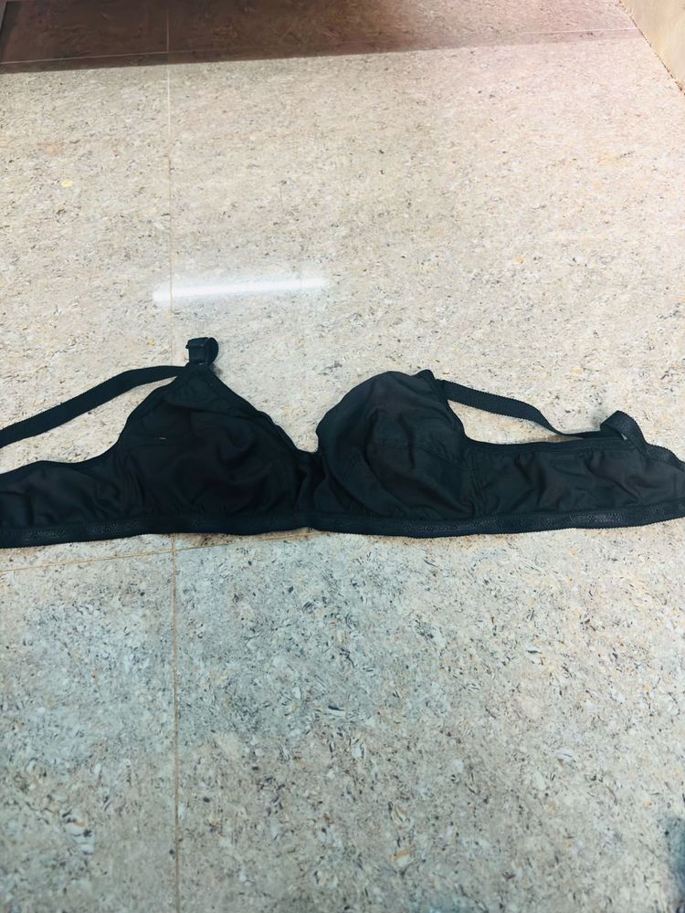 Black Bra size 32