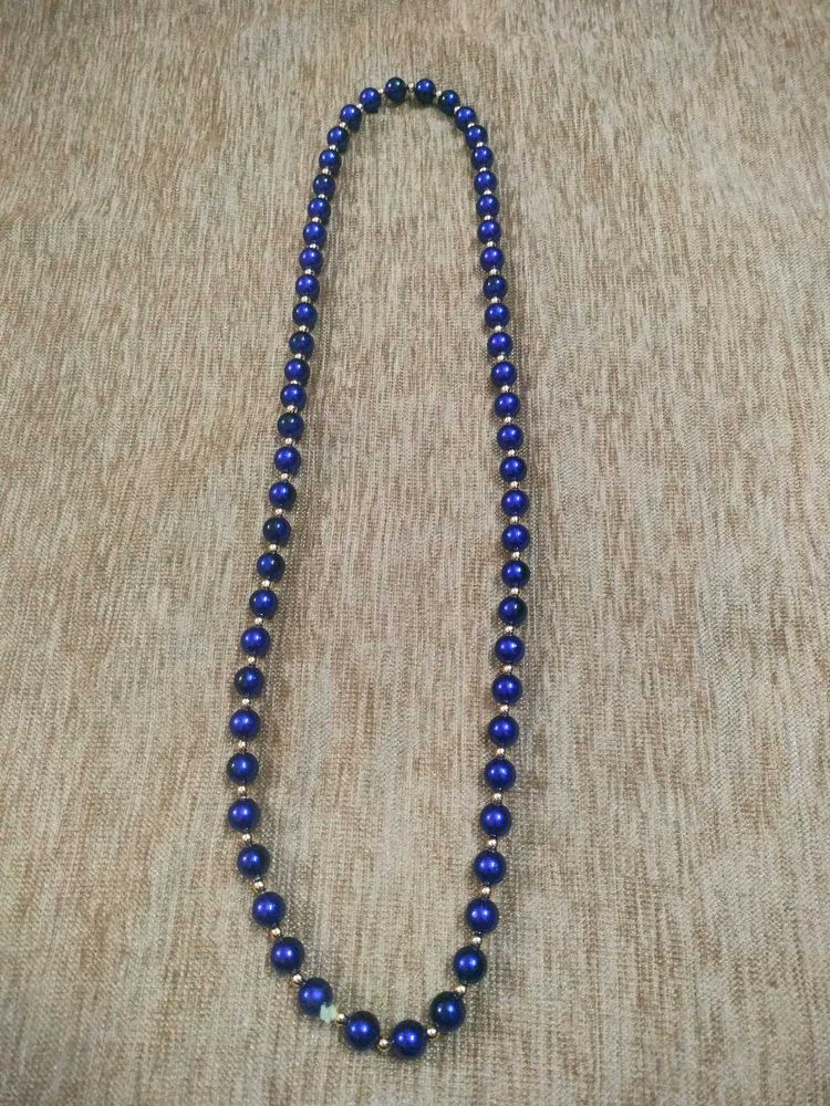 Elegant Blue Beaded Necklace