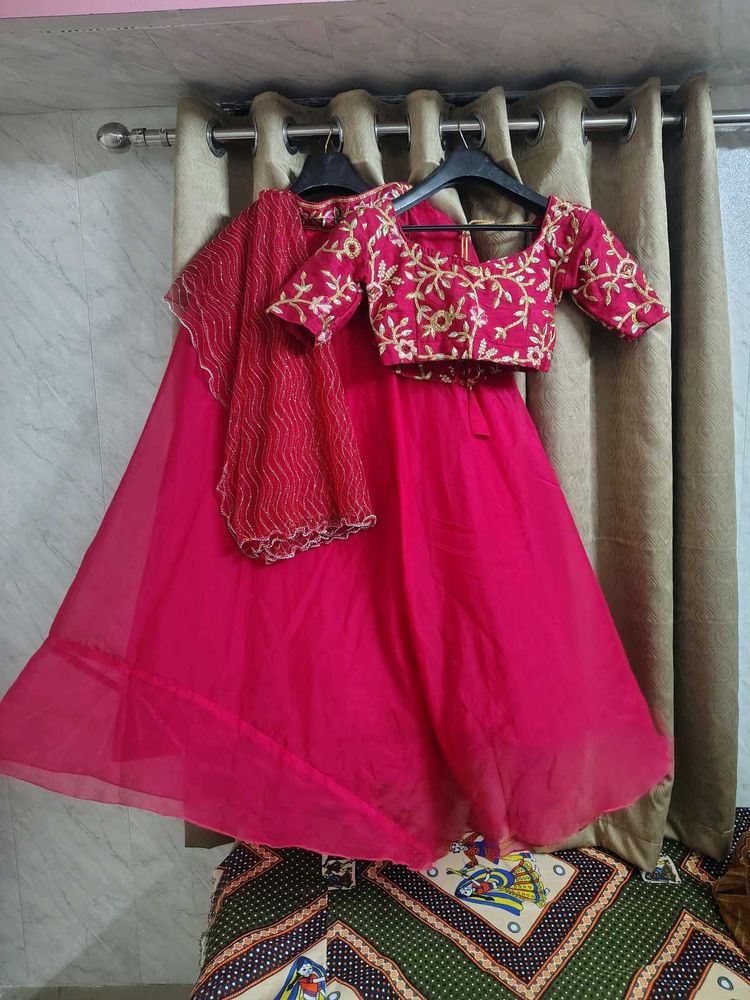 Stunning Pink Lehenga Choli Set for Navratri