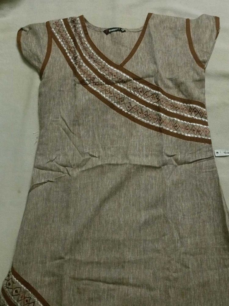 Stylish Embroidered Kurta
