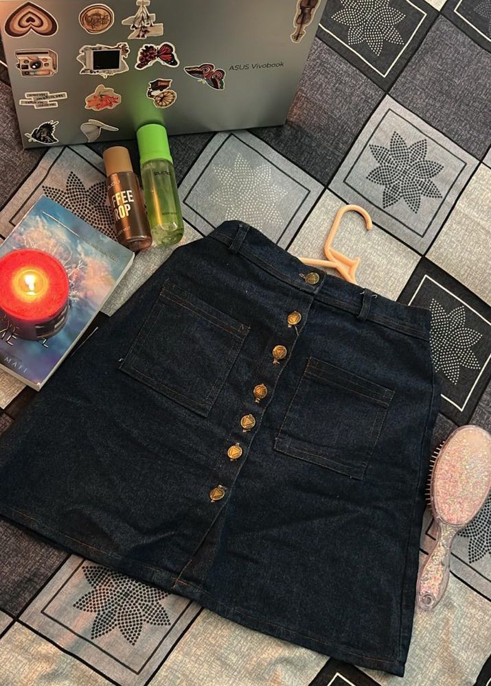 denim skirt 💗