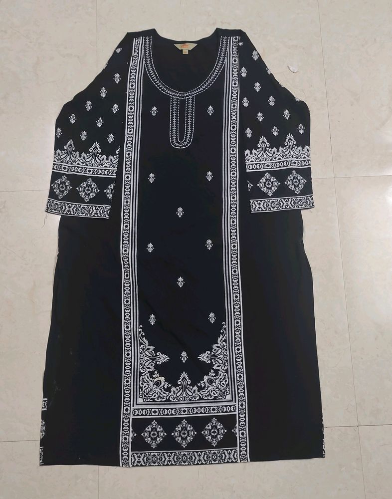 Black Anauk Kurti