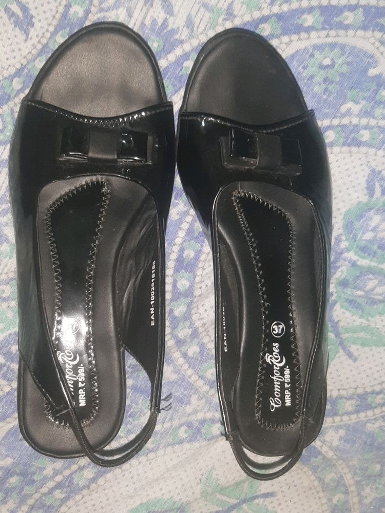 Ladies Shoe 👞