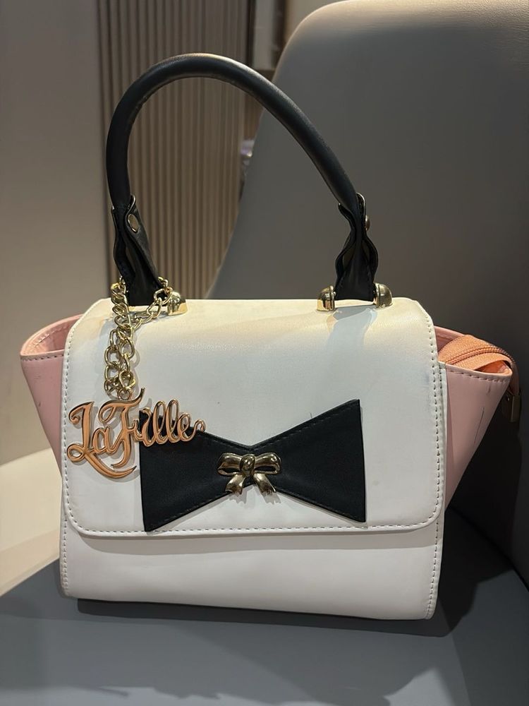 Cute Bow Detail Handbag