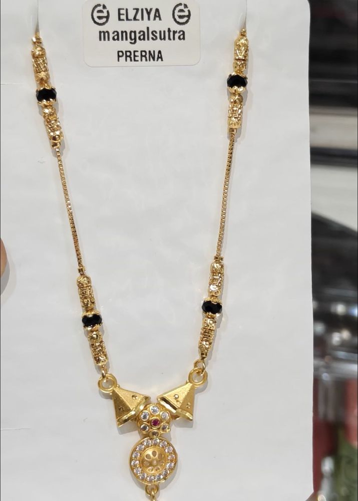 Elegant Gold Mangalsutra