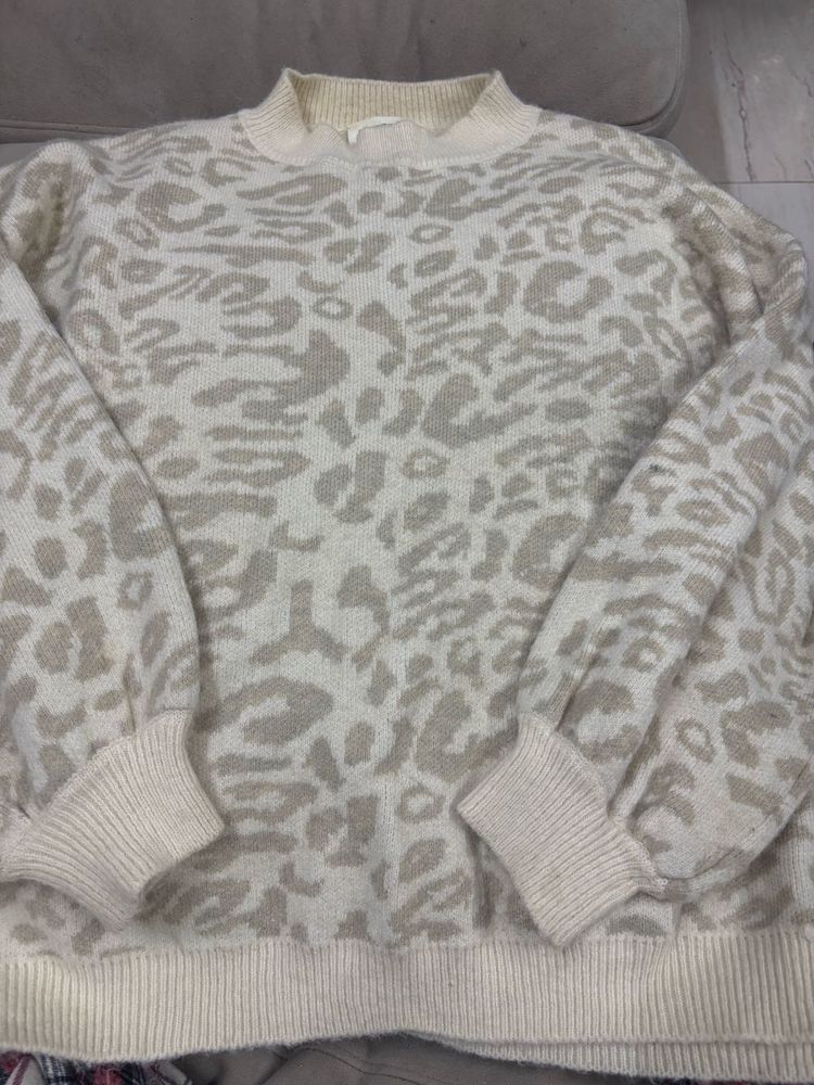 Leopard Print Knit Sweater