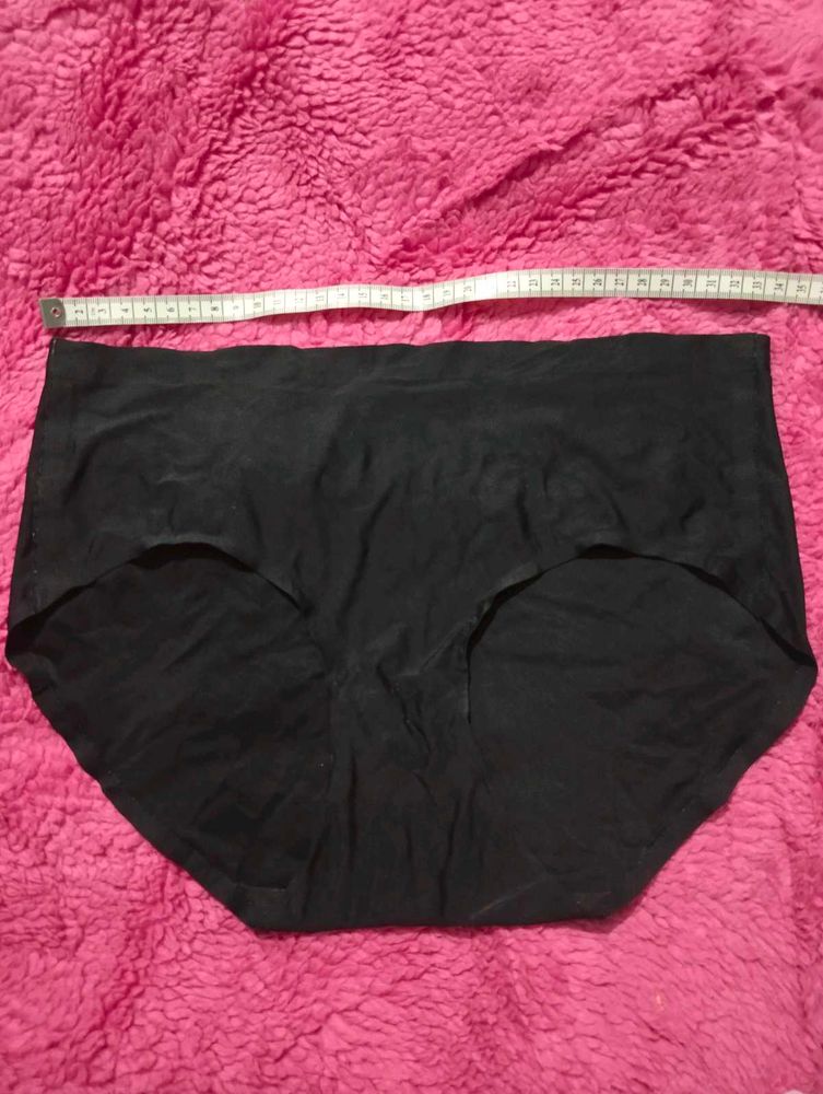 Comfortable Black Briefs