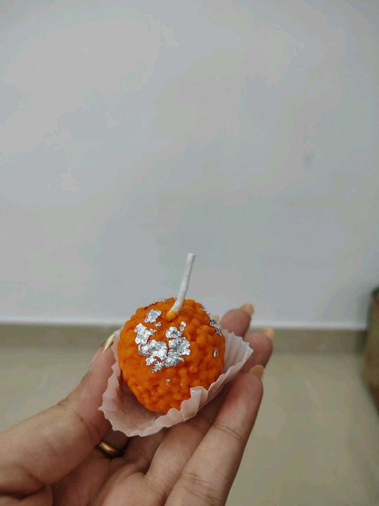 Motichoor Scented Candle