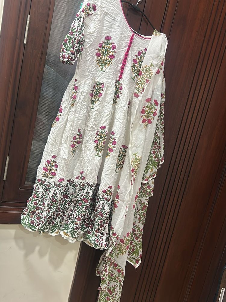 White Floral Print Kurta with Dupatta