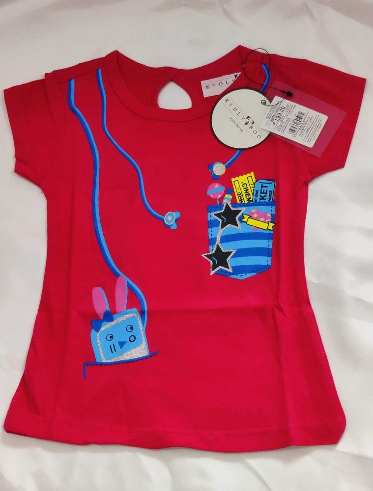 Cute pink T-Shirt with Pocket Design