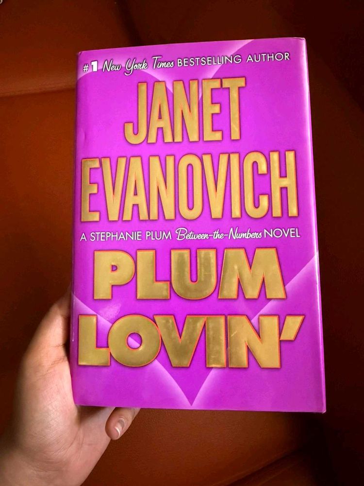 Plum Lovin' by Janet Evanovich | Hardcover