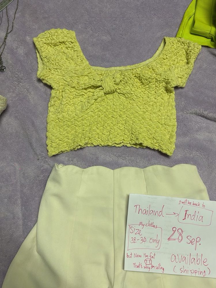 Textured Puff Sleeve Top
