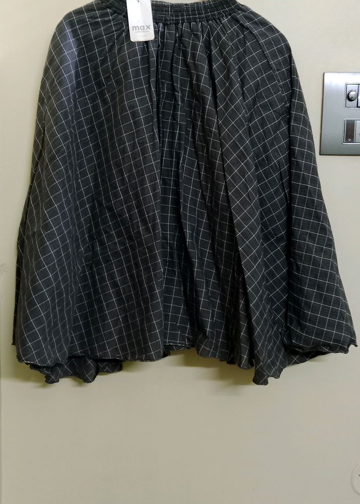 New Midi Skirt(Negotiable)