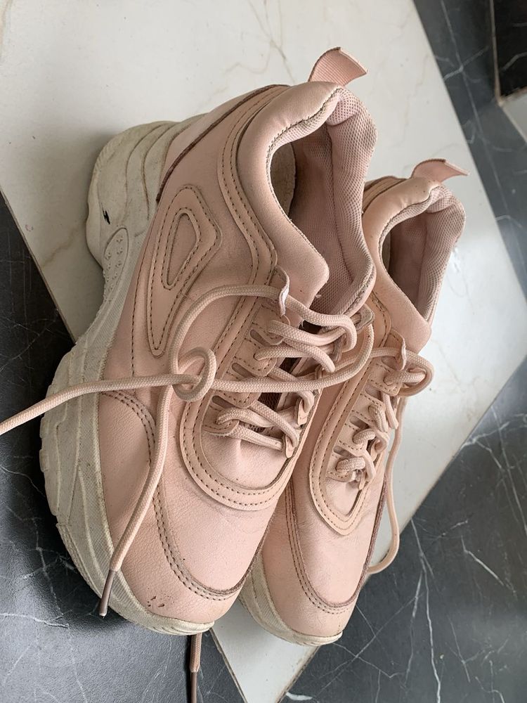 Stylish Pink Chunky Sneakers