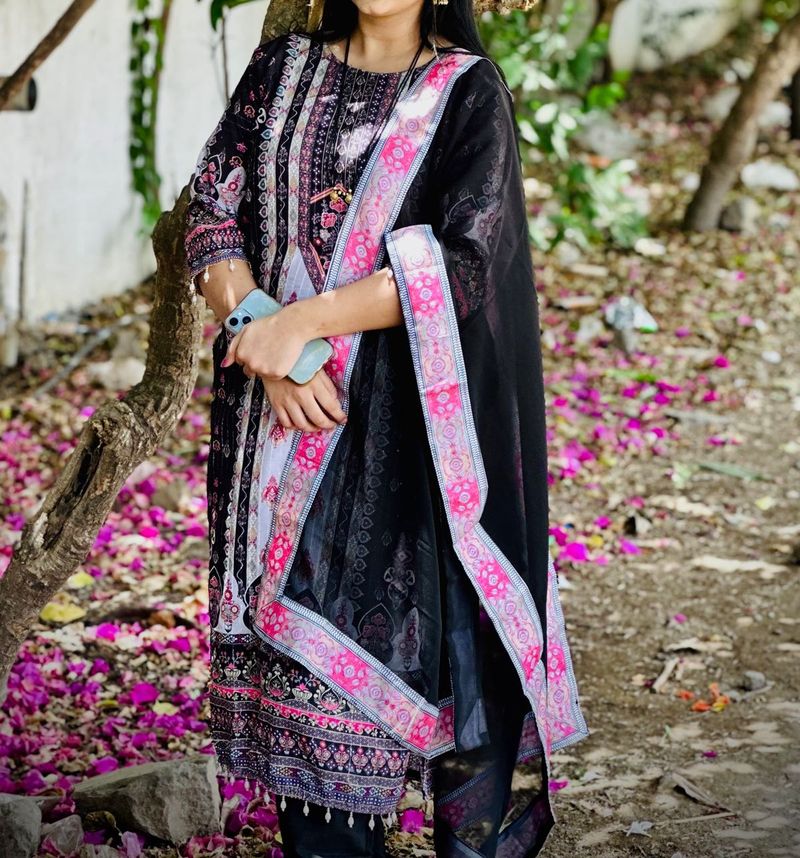 Elegant Black Kurta Set with Pink Border