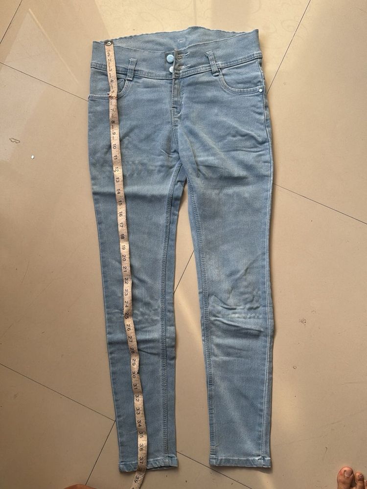 Light Wash High Waisted Jeans