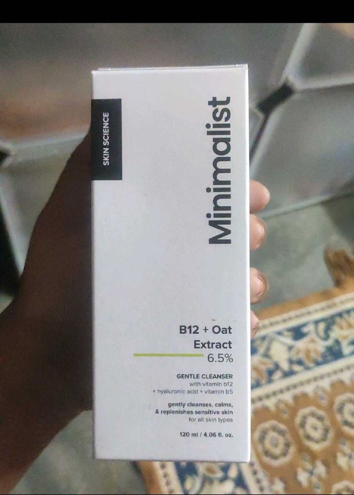 Minimalist B12 + Oat Gentle Cleanser