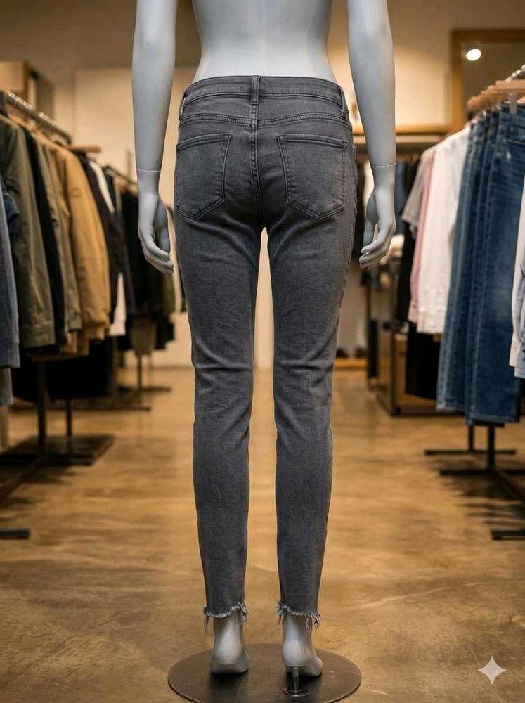 Grey Frayed Hem Skinny Jeans