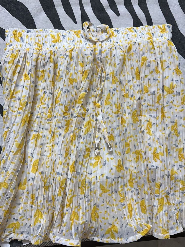 Yellow cute Floral Skirt