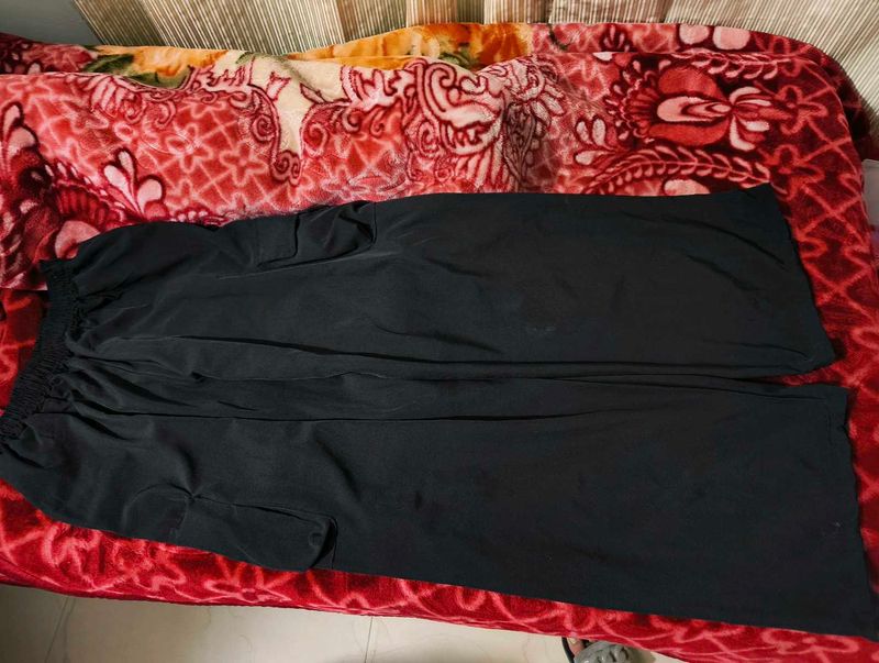 Black Cargo Pants