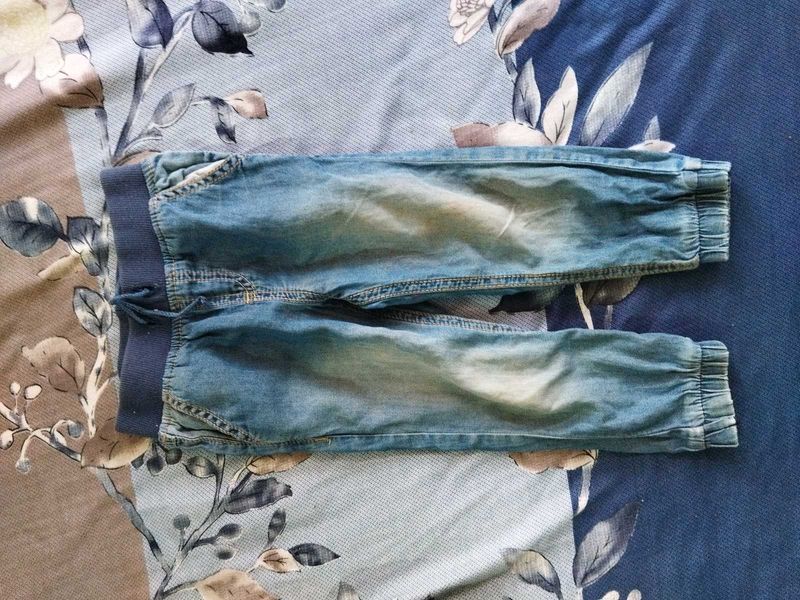 Combo 2 Pants and T Shirt