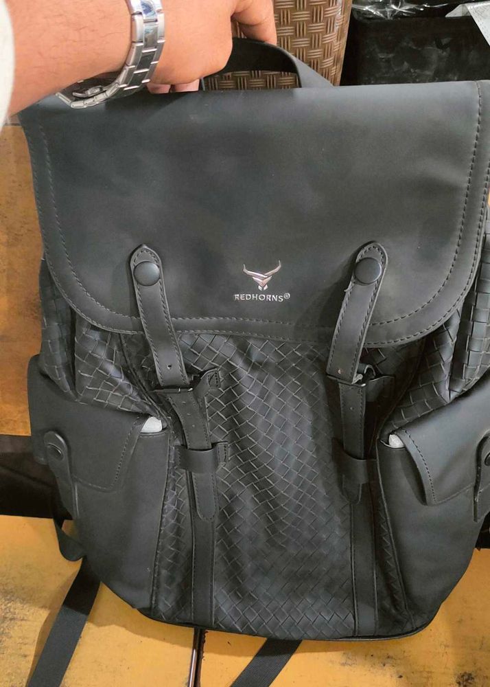 REDHORNS Black Backpack