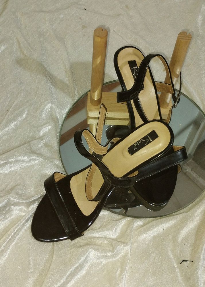 Black Pencil Heel 💕❤