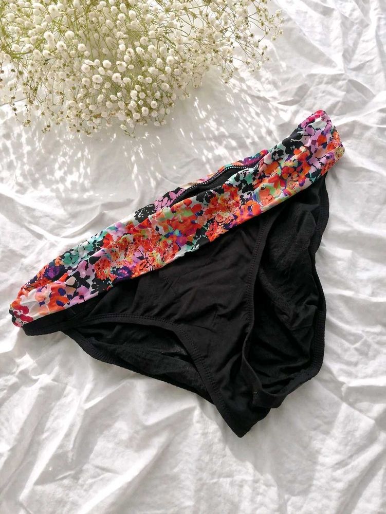 bikini bottoms 🎀With Freebies ✨