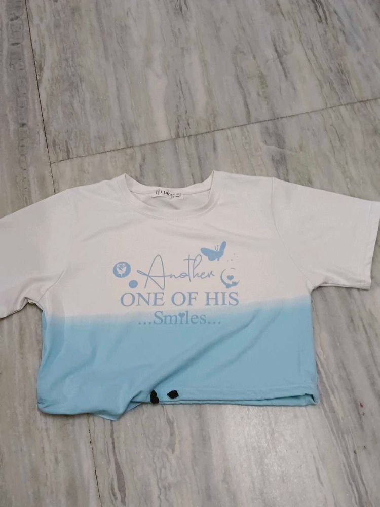 crop t shirt