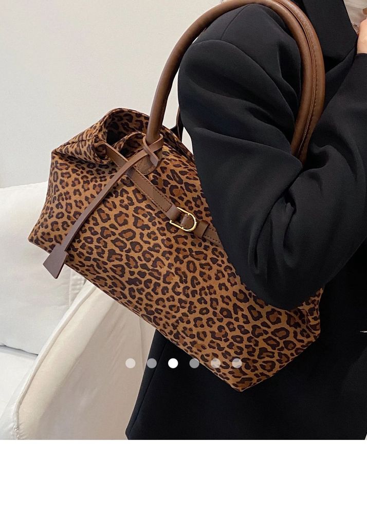 Leopard Print Shoulder Bag