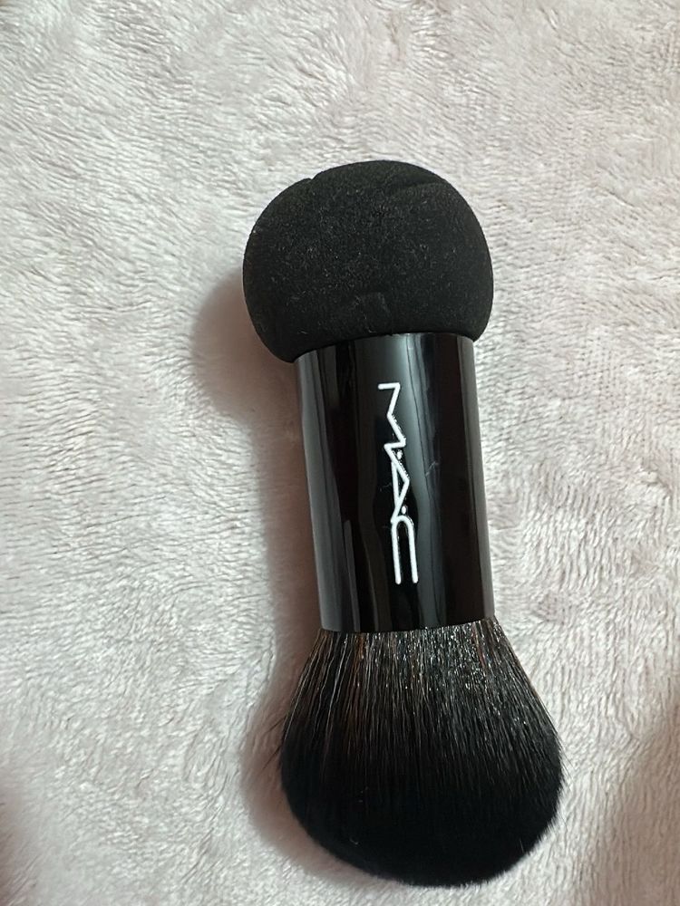 MAC Makeup Brush