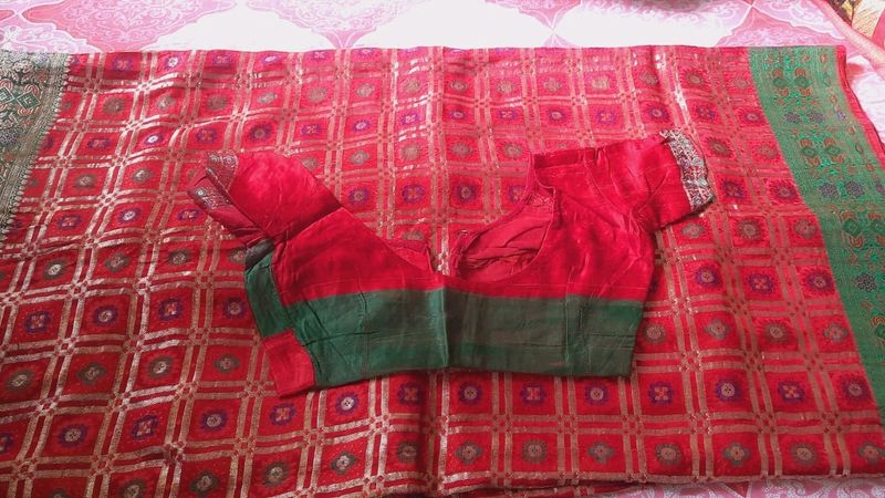 Red Banarasi Saree With Blouse