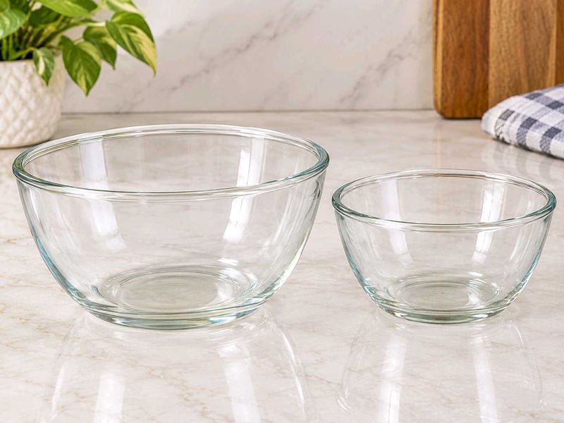 Set of 2 Glass Mixing Bowls