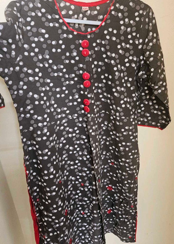 Polka Dot Kurti With Front Slit