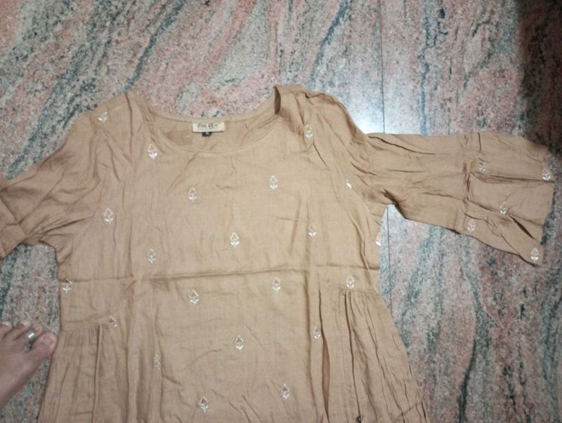 Women's Beige Embroidered anaarkali Kurta