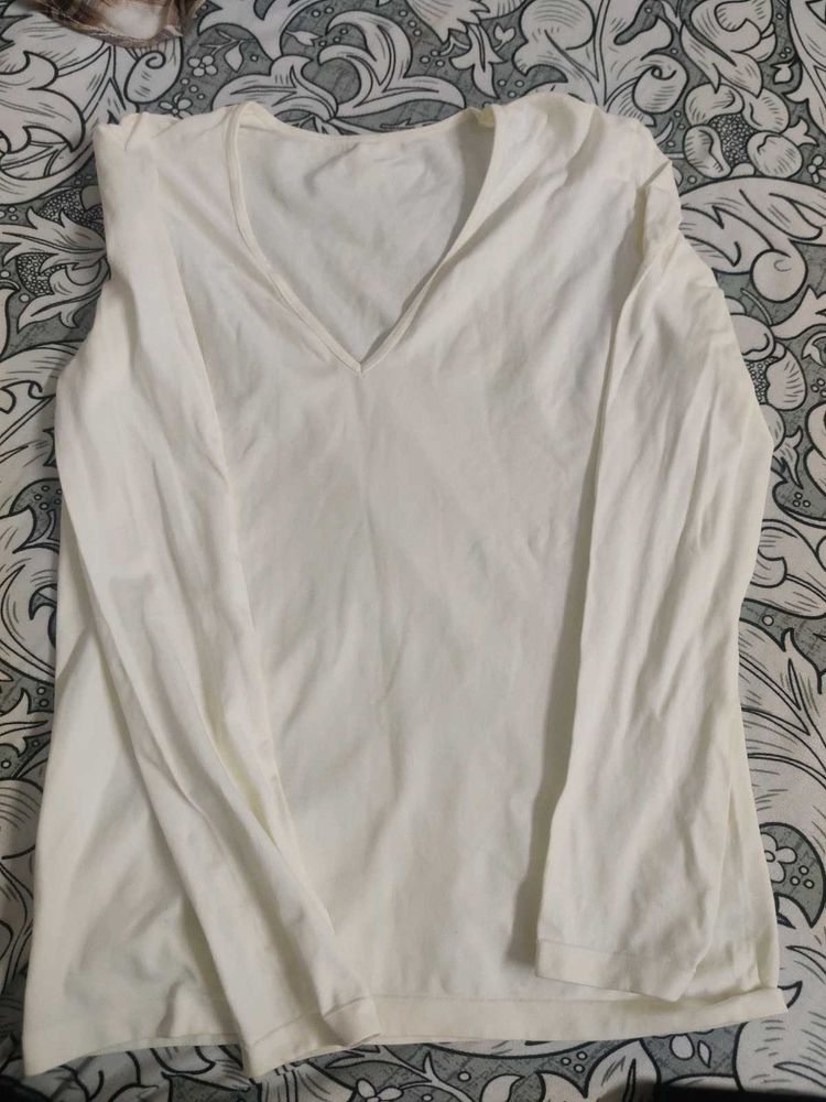 Simple White V-Neck Long Sleeve Top