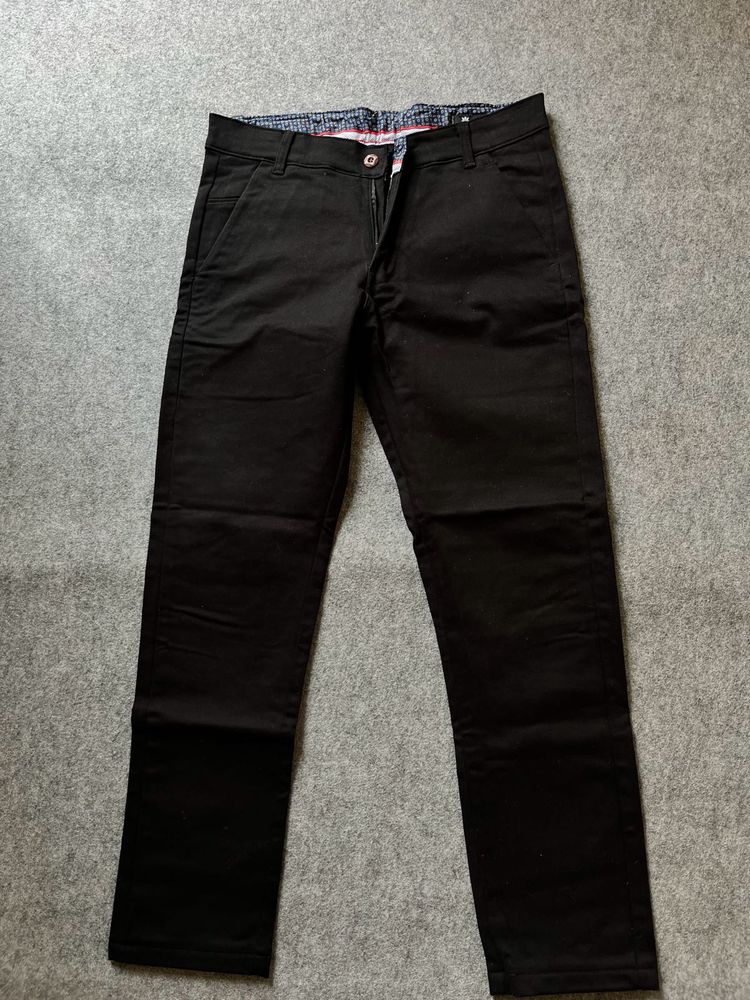 New Classic Black Chinos