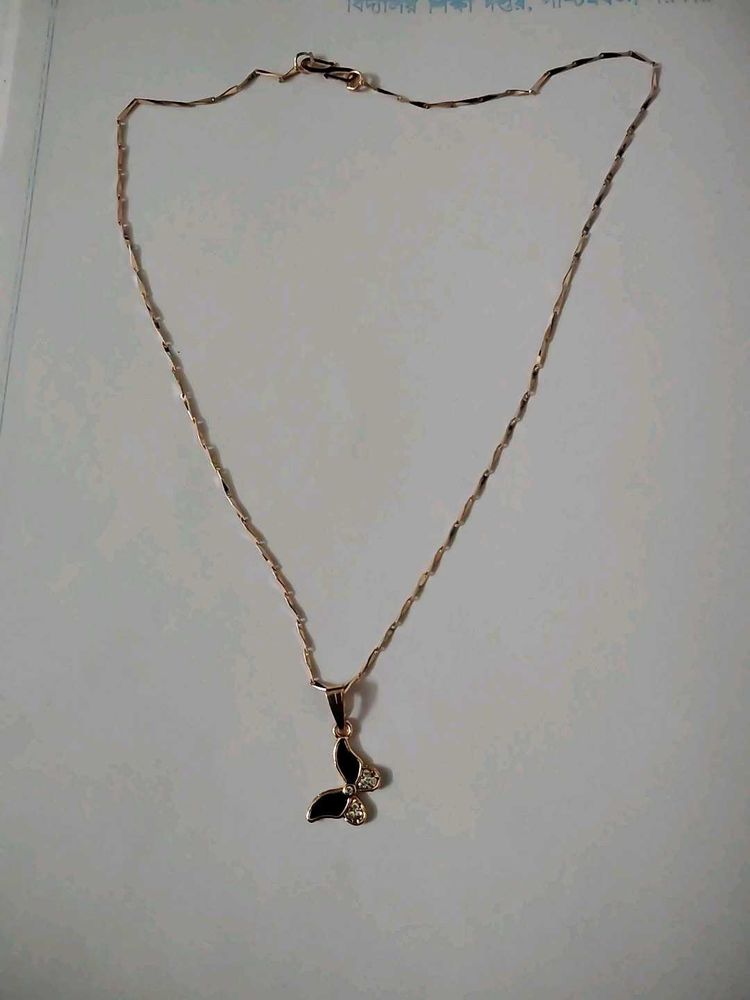 213.Butterfly Pendant Necklace
